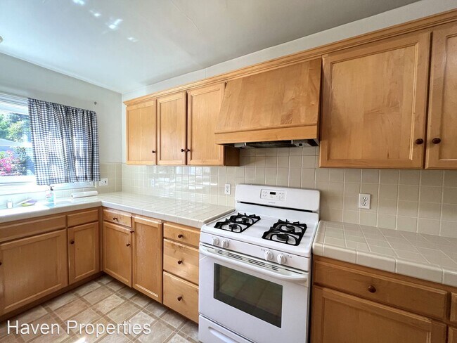 Building Photo - 4 br, 2 bath House - 1879 San Luis Dr.