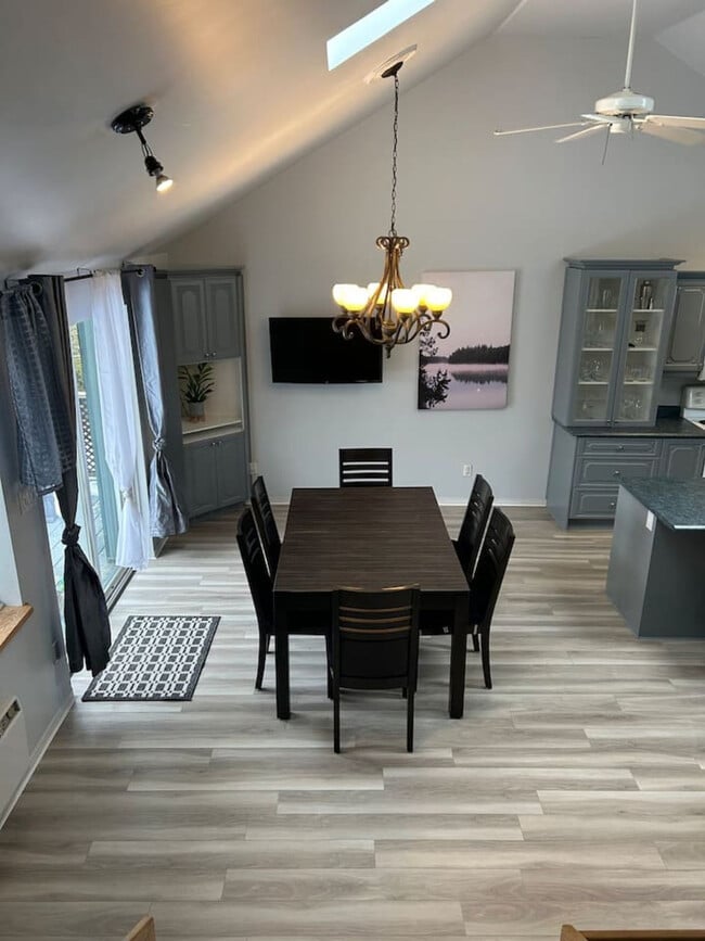 Photo du bâtiment - 1858 Chem. de la Grande Presqu'île