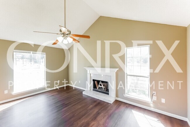 Building Photo - Absolutely Adorable -- One Month of Free R...