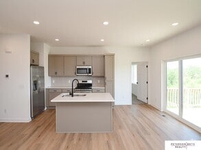 Building Photo - 14802 Bruning St