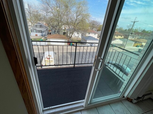 Building Photo - 4205 S Harlem Ave