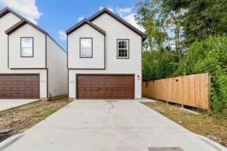 Building Photo - 6723 Cohn St