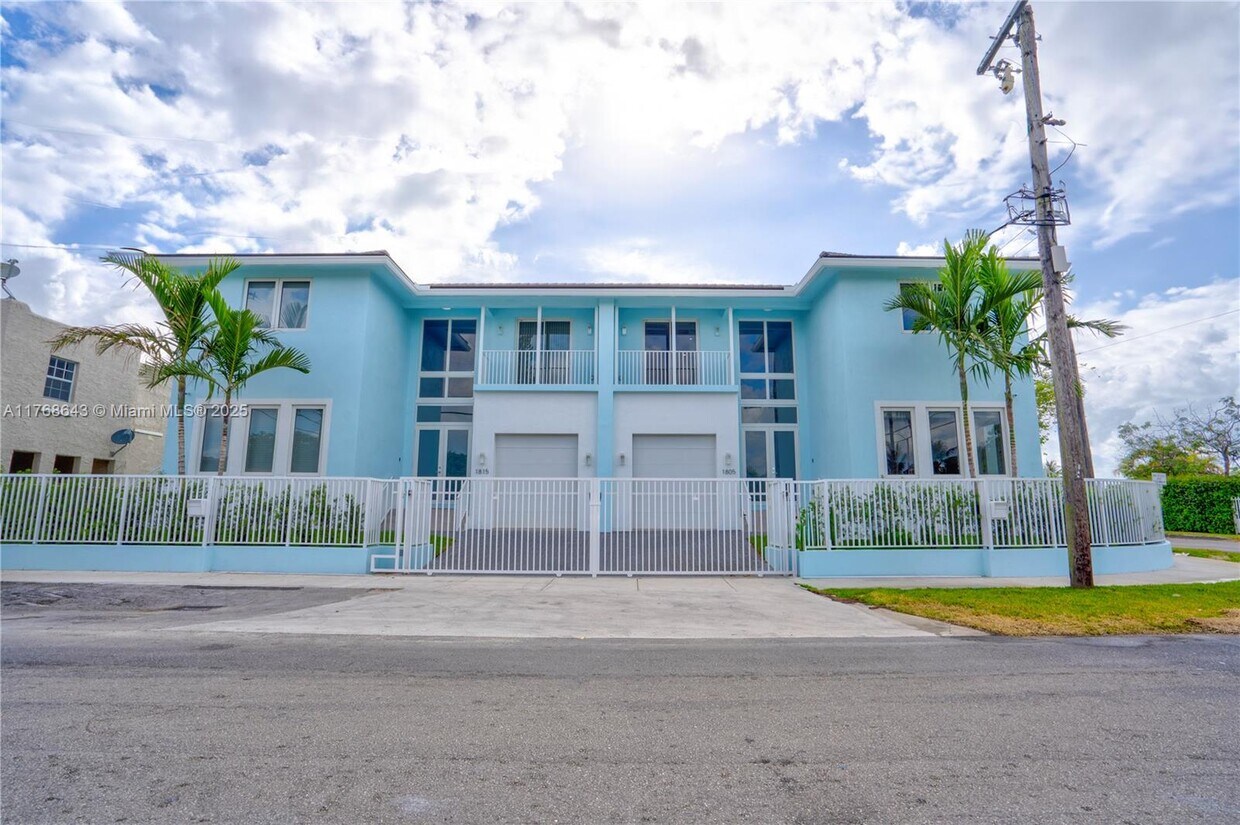 Foto principal - 1805 NW 22nd Ct