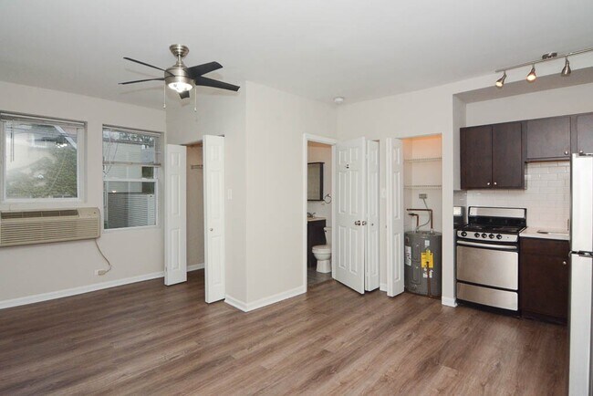Foto del edificio - 1627 N Humboldt Blvd