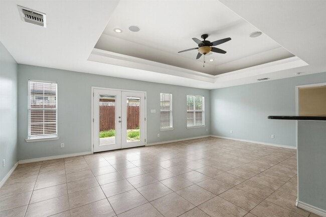 Building Photo - 215 Javier Dr