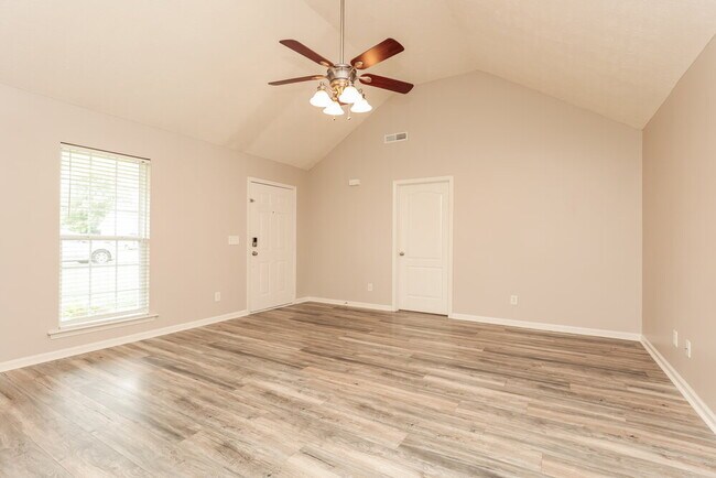 Building Photo - 5052 Tricia Pl
