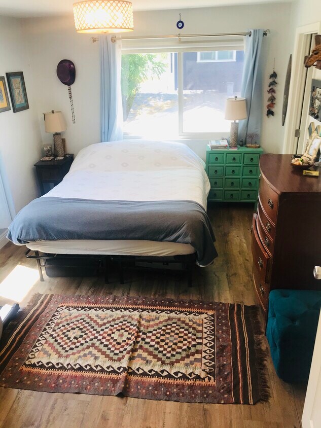 Bedroom - 2620 T St
