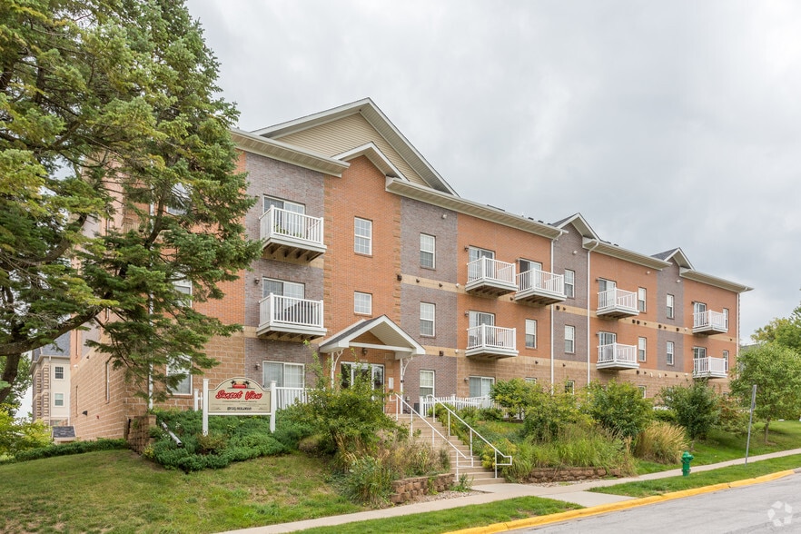 Sunset View Apartments