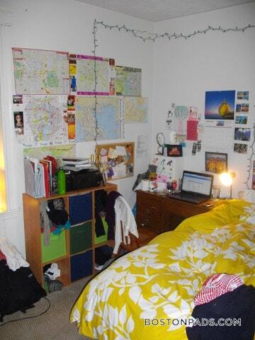 Building Photo - 1426 Commonwealth Ave