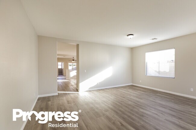 Building Photo - 45386 Gavilan Dr