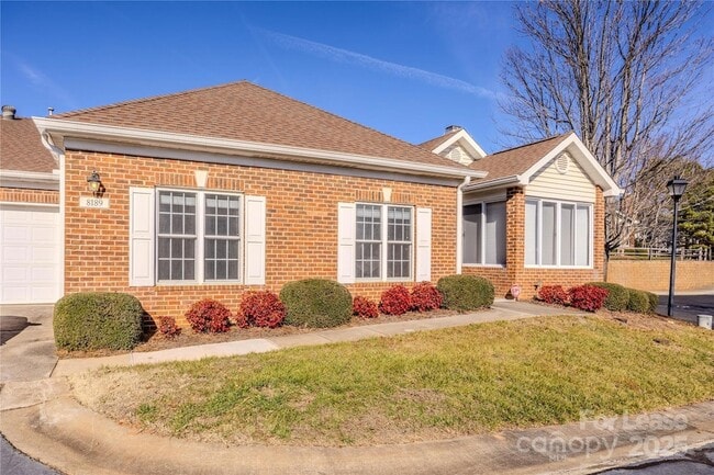 Building Photo - 8189 Windsor Ridge Dr