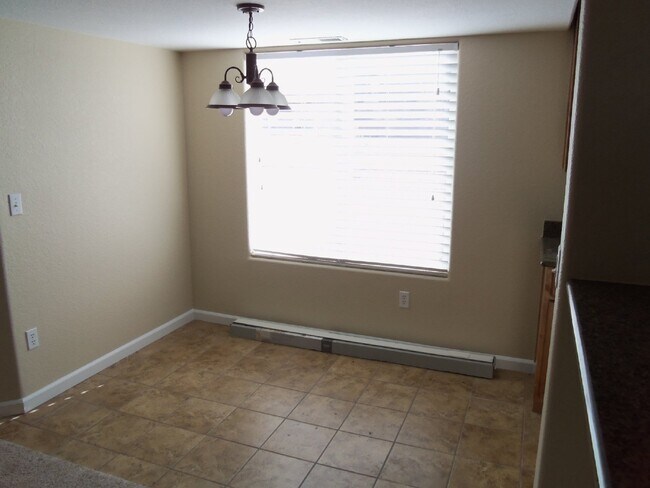 Foto del edificio - Highlands Ranch Condo 3 Bed 2 bath (46CO#201)