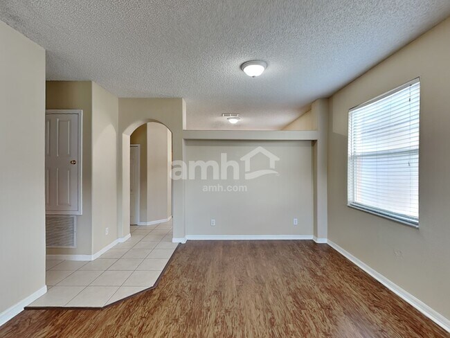 Building Photo - 14525 Kaiser Court
