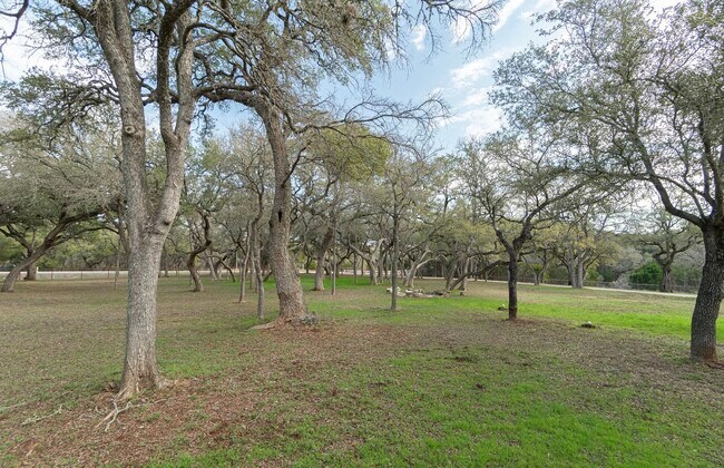 Building Photo - 10808 Dedeke Dr