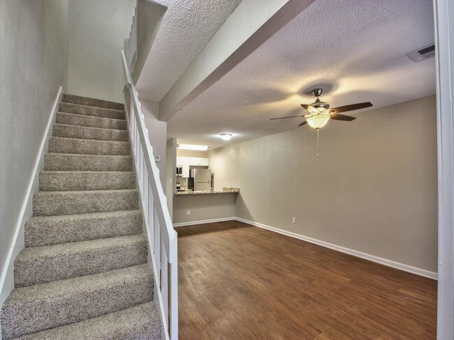 Building Photo - 797 Timberway Ct