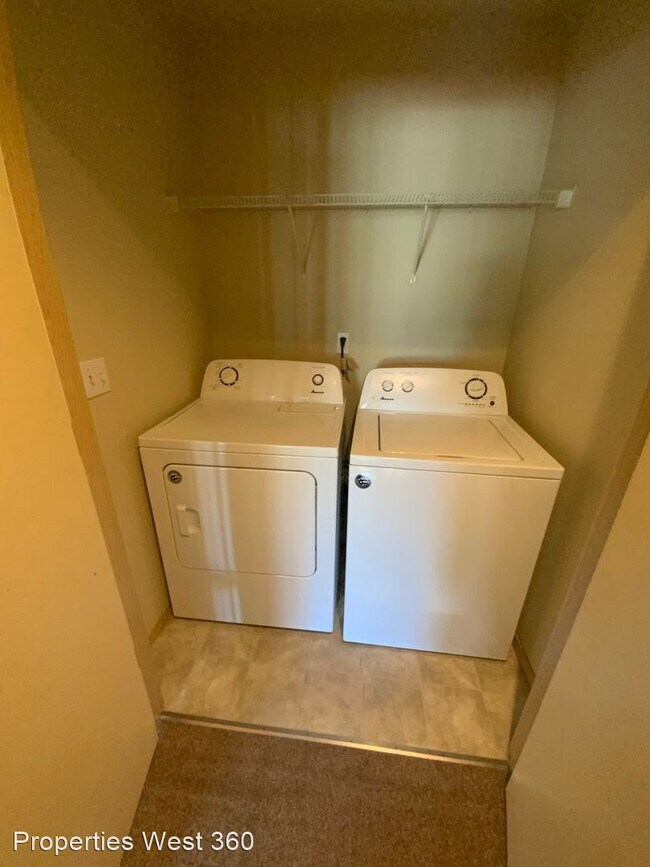 Foto del edificio - 3 br, 3 bath House - 4424 NE Nicholson Loop