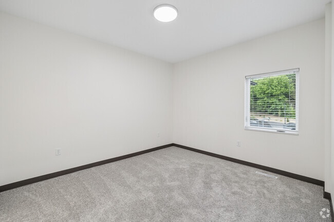 2BR, 2.5BA - 1,500SF - Second Bedroom - Manor Heights Townhomes