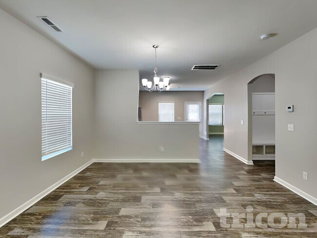 Foto del edificio - 841 Georgia Oak Ln