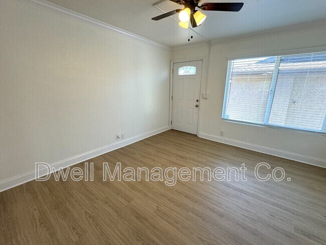 Foto del edificio - 1440 Oakdale Ave