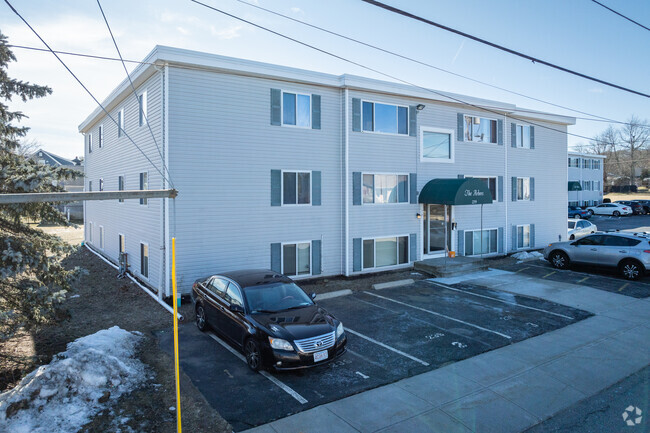 Building 02 - The Arbors