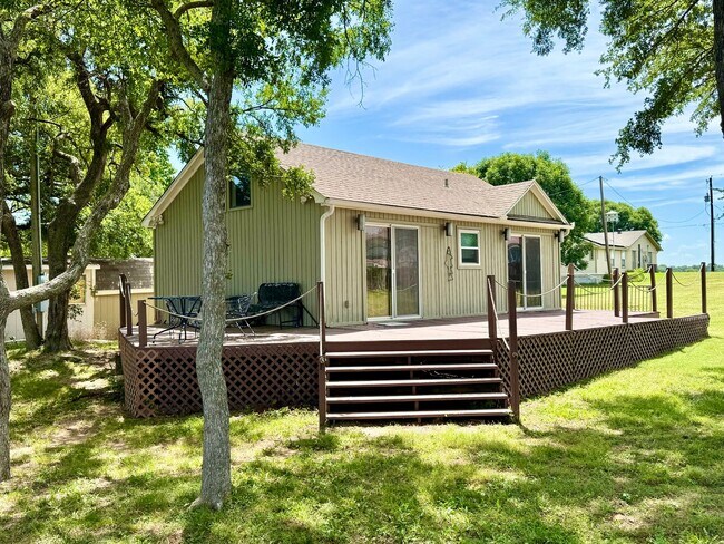 Foto del edificio - Guest House on Lake Granbury