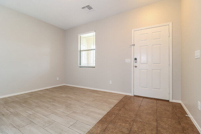 Building Photo - 6863 W Darrel Rd
