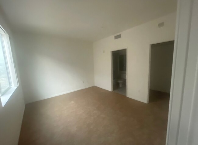 APARTAMENTO 303 - 1824 Greenfield Ave