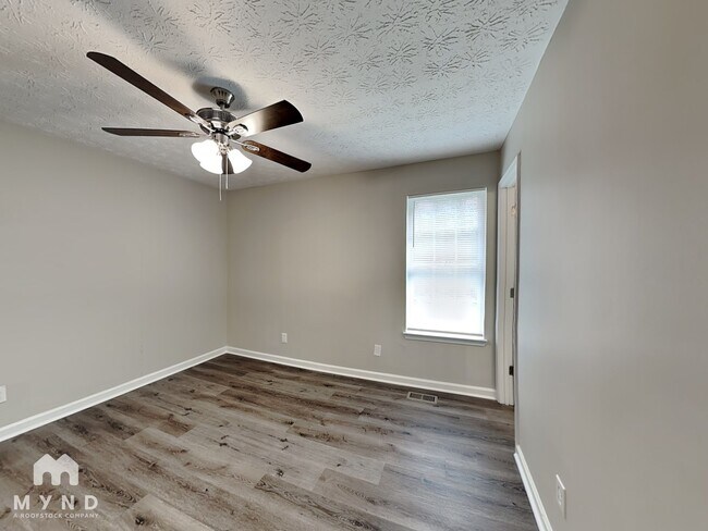 Building Photo - 1016 Bridle Creek Dr