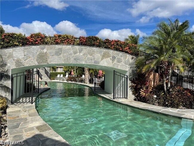 Foto del edificio - 6590 Beach Resort Dr