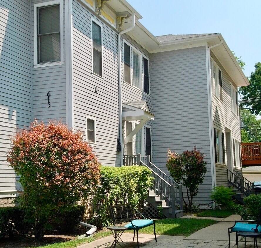 Foto principal - 615 South Blvd
