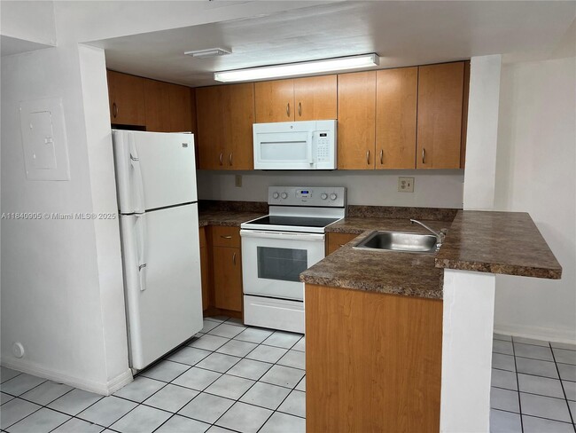 Building Photo - 8670 NW 6th Ln