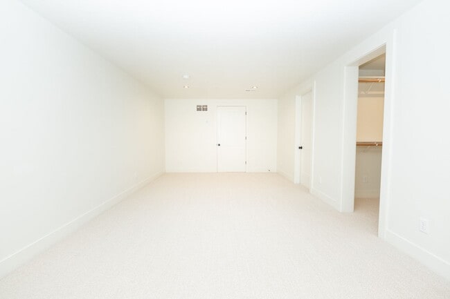 Interior Photo - Wilson Townhomes