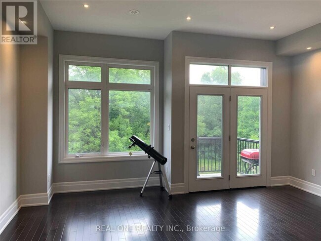 Building Photo - 78 Golden Trail