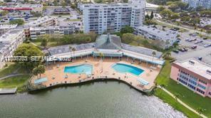 Foto del edificio - 1591 NE Miami Gardens Dr