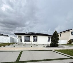 Building Photo - 15953 SW 307 Terrace