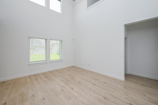Foto del edificio - 29946 Gallatin River Ln