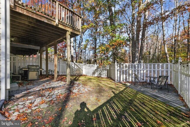 Foto del edificio - 37 Jessica Ct