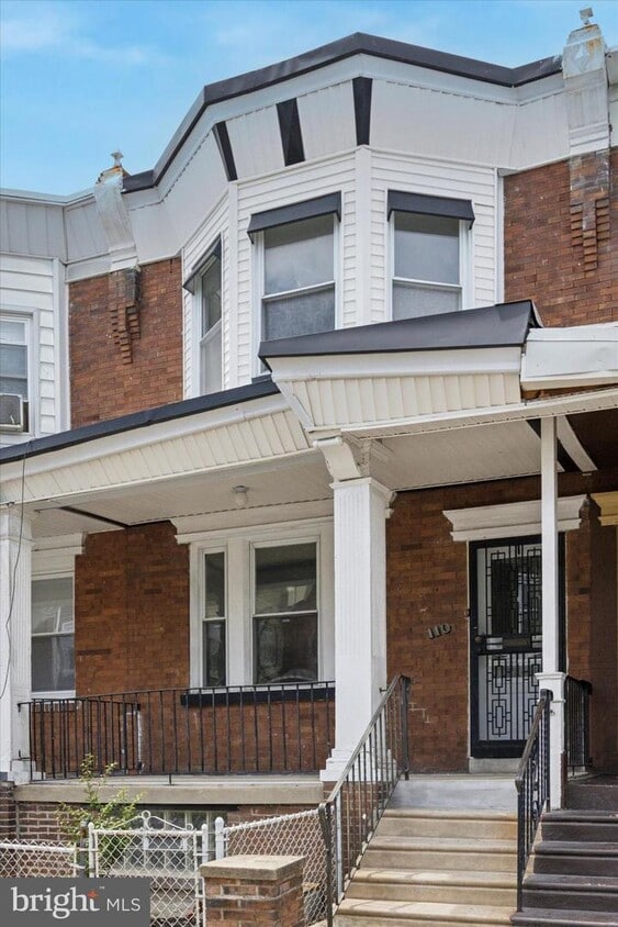 Foto principal - 110 N Sickels St