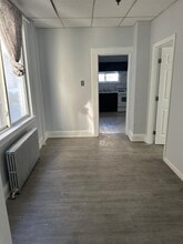 Building Photo - 31 E 32nd St