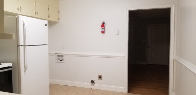 Building Photo - 301 Culbreth Ave