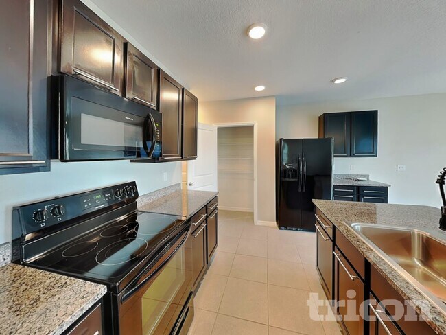 Foto del edificio - 4127 Willow Hammock Dr