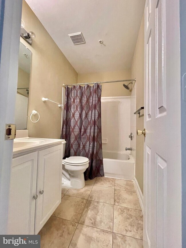 Building Photo - 319 Eagles Landing Ct