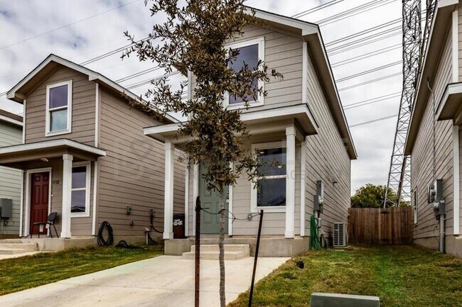 Building Photo - 7128 Elm Cv