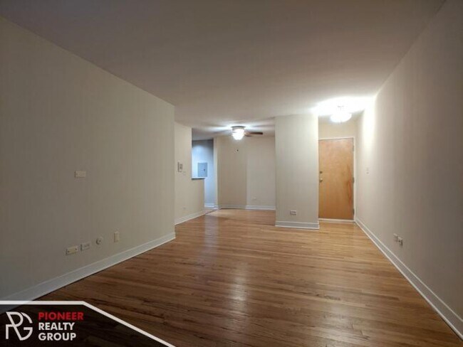Building Photo - 1 bedroom in CHICAGO IL 60614