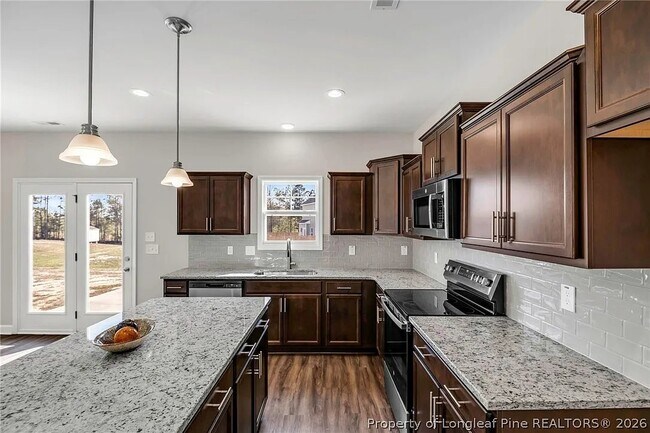 Foto del edificio - 64 Onslow Ct