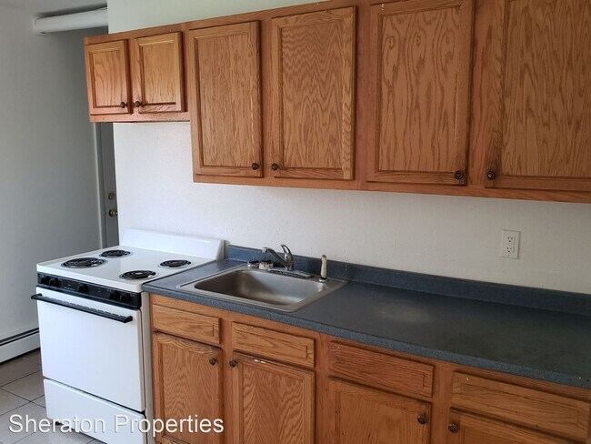 Building Photo - 3 br, 1 bath House - 114 Pilgrim Rd.