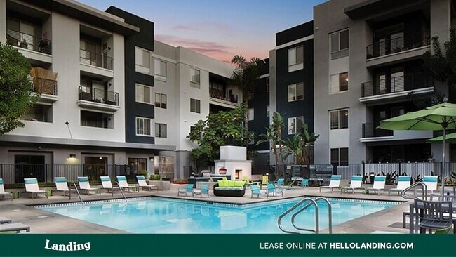 Foto del edificio - 1001 4th Ave N