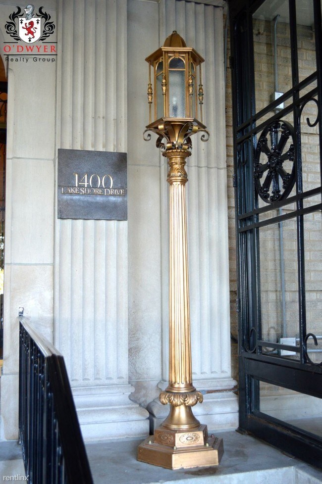 Building Photo - 2 br, 2 bath  - 1400 N Lake Shore Dr Apt 14H