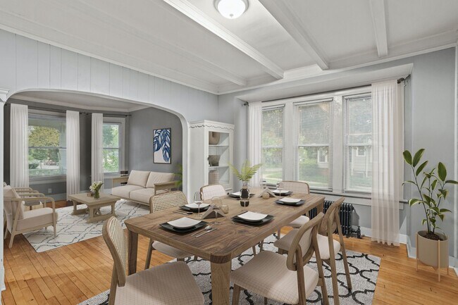 Building Photo - Bartlett Lower