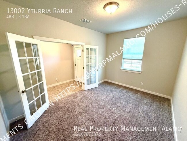 Building Photo - 13002 Yturria Rnch